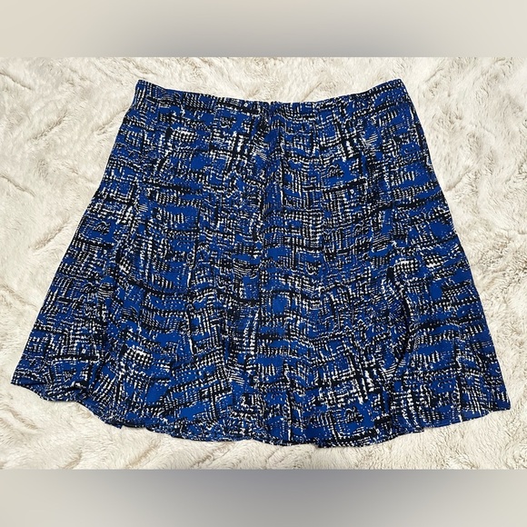 Banana Republic Patterned A-line Pleated Skirt - Picture 2 of 9